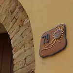 Fiori E Limoni فندق مبيت وإفطار كوارتوتشو
